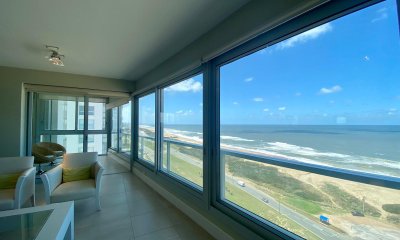 Excelente apartamento con 3 dormitorios y vista increíble