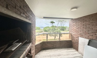 Venta Departamento - 3 Dormitorio + Servicio - Punta Del Este