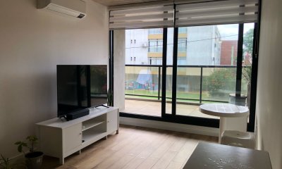 apartamento dos dormitorios primera linea, Mansa. Punta Del Este.