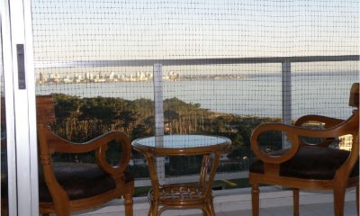Venta apartamento Punta del Este con vista al mar