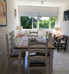Vendo hermoso apartamento 1 dormitorio a metros de playa mansa, Punta del Este.