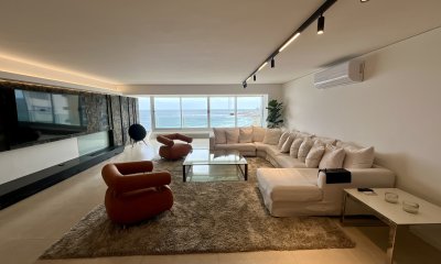 Venta apartamento 4 dormitorios. Playa brava, Punta del Este