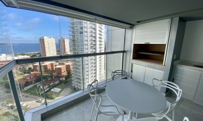 Venta apartamento 2 dormitorios Playa mansa Punta del Este