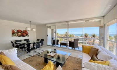 Venta apartamento 3 dormitorios. Peninsula, Punta del Este