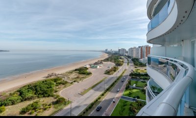 Venta apartamento 3 dormitorios playa mansa Punta del Este