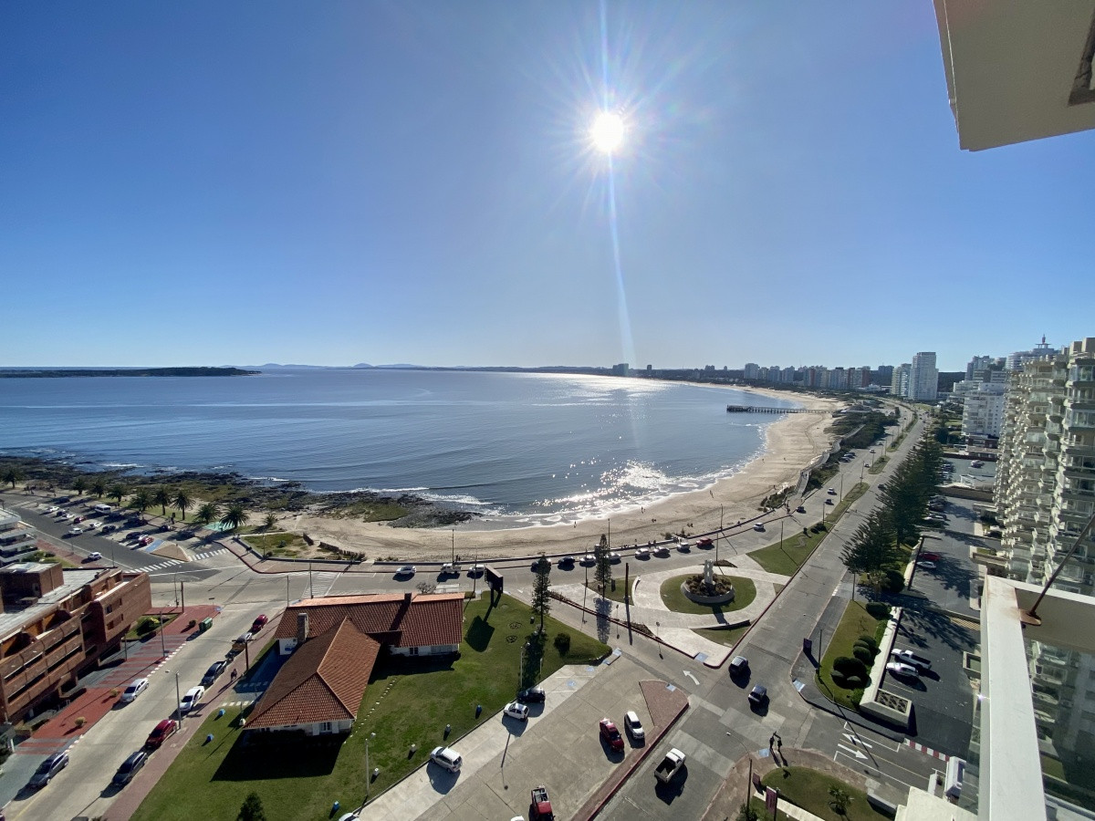Venta apartamento 4 dormitorios playa mansa Punta del Este