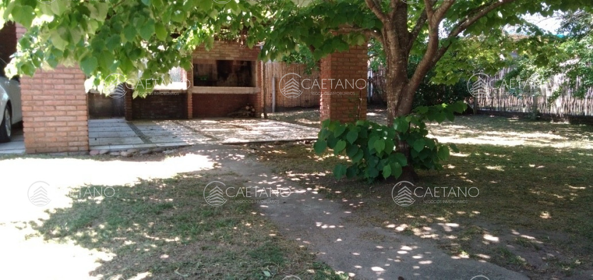 Venta Casa   2 Dormitorios   Barbacoa con Apto   Piriapolis - GoPunta - Portal Inmobiliario de Punta del Este - Maldonado
