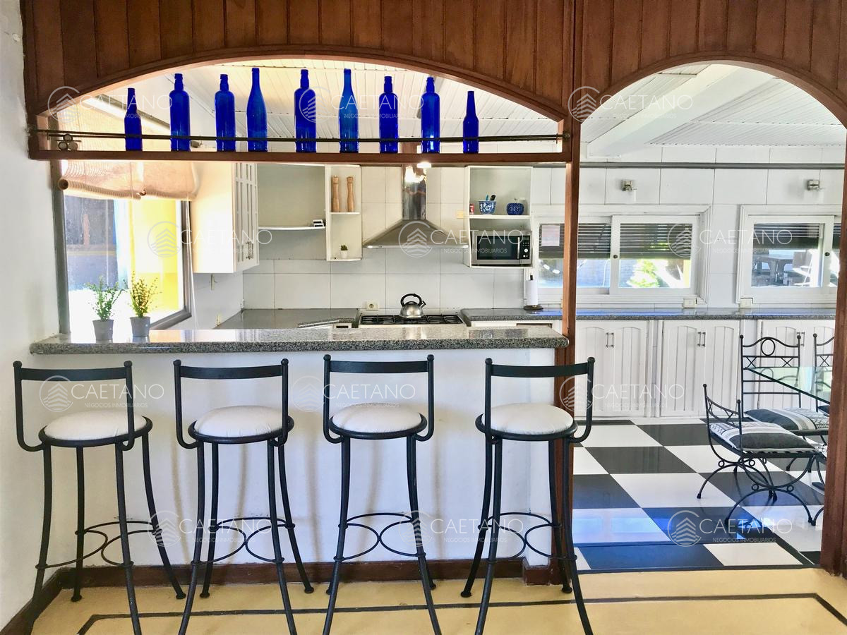 Venta Casa   5 dormitorios   Piscina   Manantiales - GoPunta - Portal Inmobiliario de Punta del Este - Maldonado