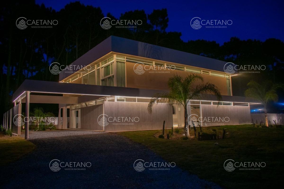 Venta de casa 4 dormitorios en Green Park, Punta Ballena. - DMC15053C