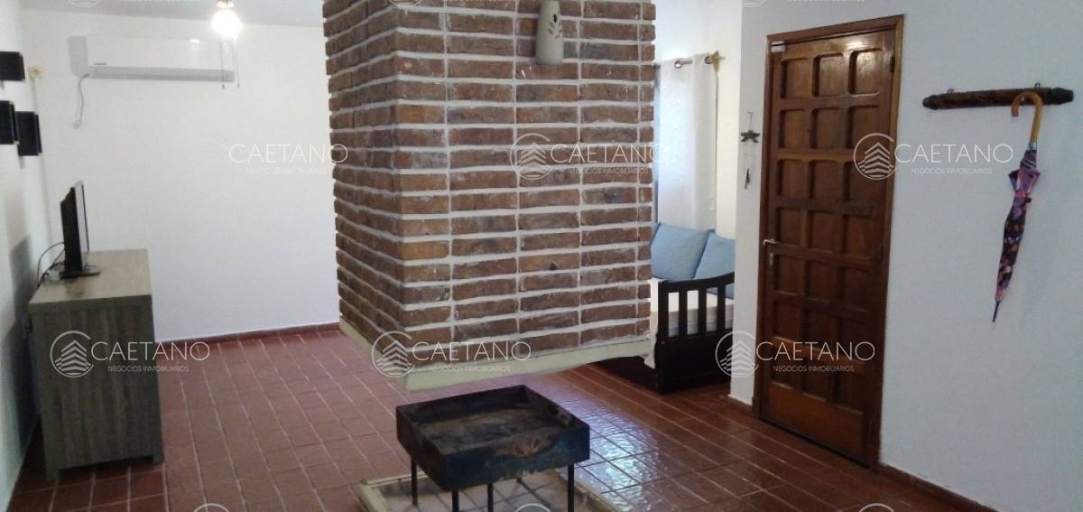 Venta Casa   2 Dormitorios   Barbacoa con Apto   Piriapolis - GoPunta - Portal Inmobiliario de Punta del Este - Maldonado