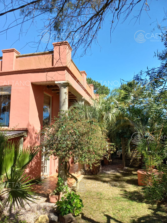 Casa en La Barra, Montoya