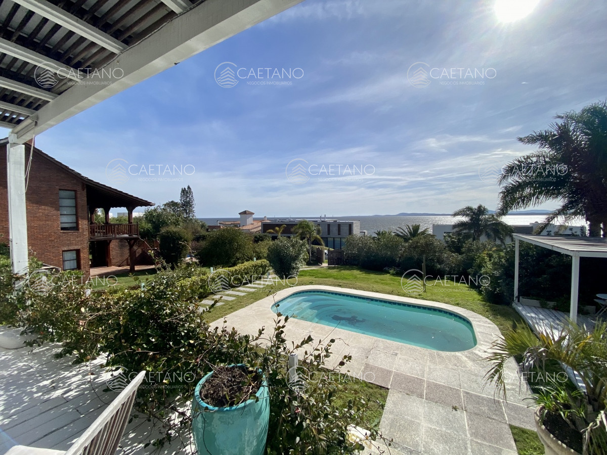 Lomo de la Ballena - GoPunta - Portal Inmobiliario de Punta del Este - Maldonado