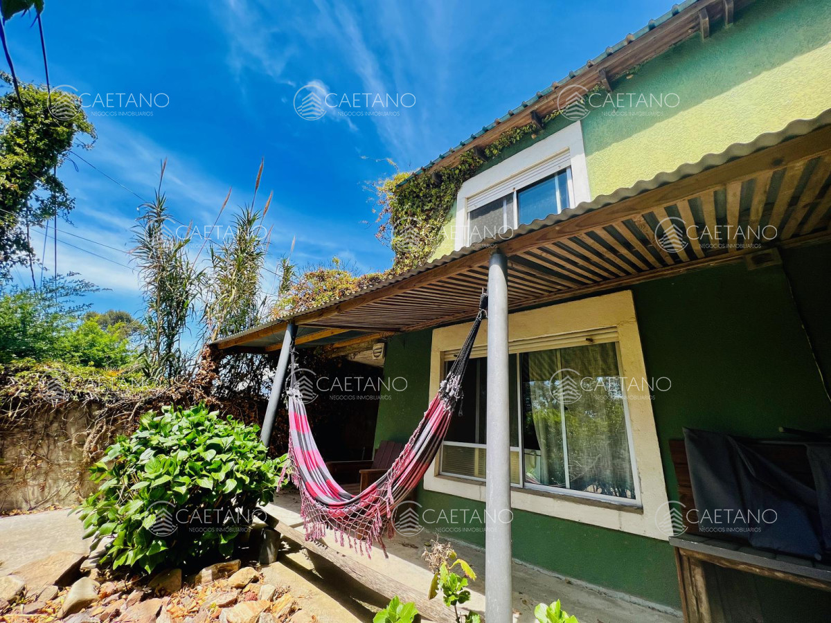 VENTA Y ALQUILER : CASA 3 DORMITORIOS + LOFT BALNEARIO BS AS - DMC12292C