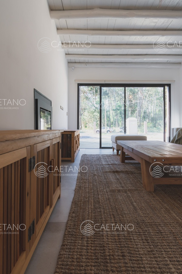 Burnett - GoPunta - Portal Inmobiliario de Punta del Este - Maldonado