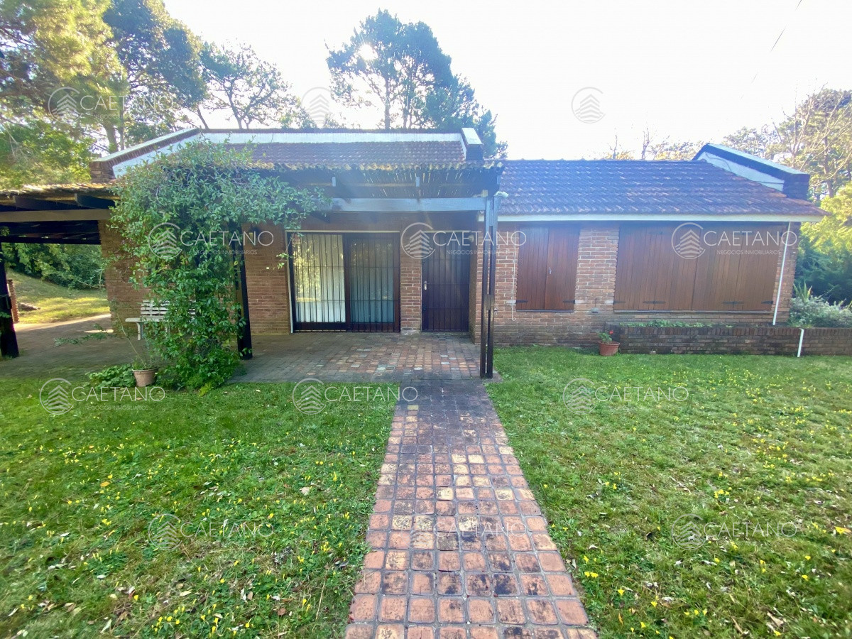 Venta Casa - 3 dormitorios - Playa Brava Punta del Este 