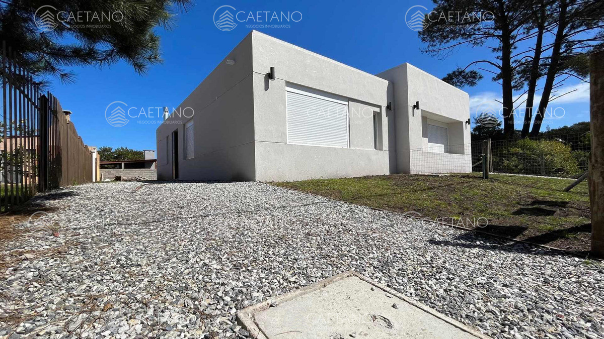 venta casa - 2 dormitorios - los angeles piriapolis  - dmc11834c