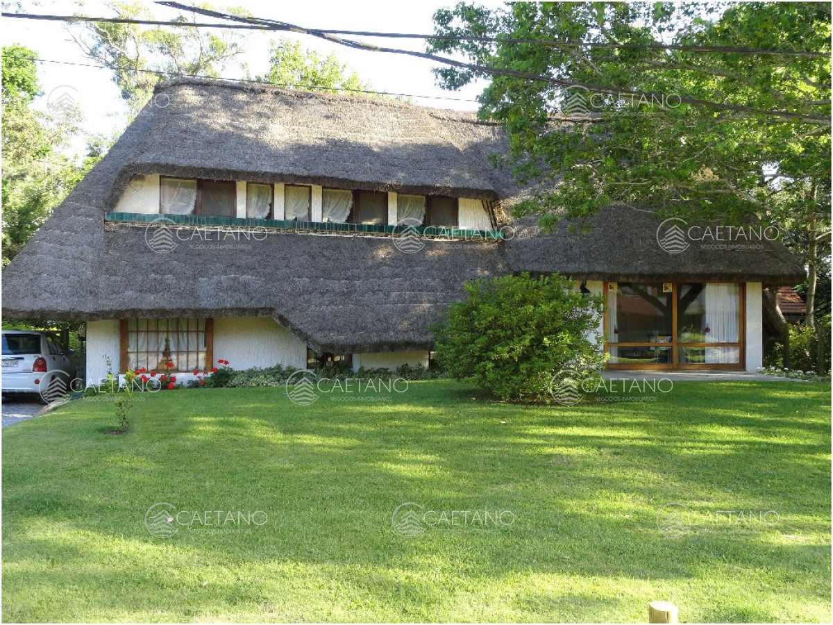 Excelente casa zona RIncÃ³n del Indio. 