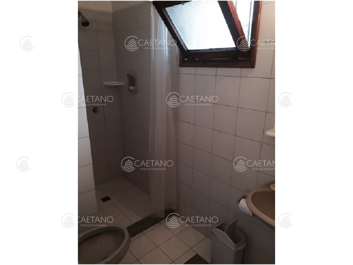 Casa en venta. Zona de Pinares.Punta del este. A cuatro cuadras del mar.