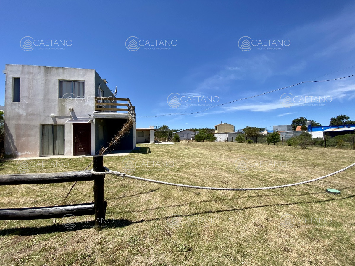 Casa venta 2 dormitorios Balneario Buenos Aires