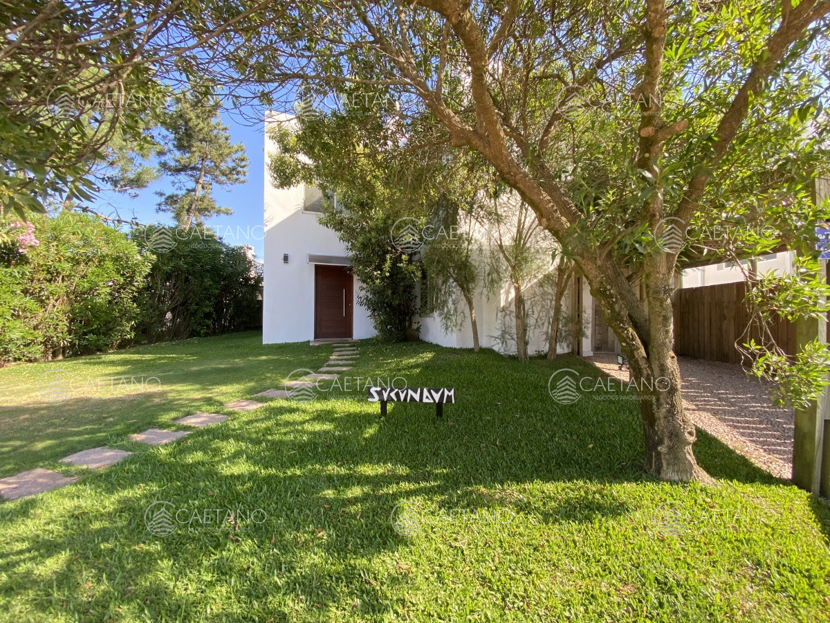 La Juanita - GoPunta - Portal Inmobiliario de Punta del Este - Maldonado