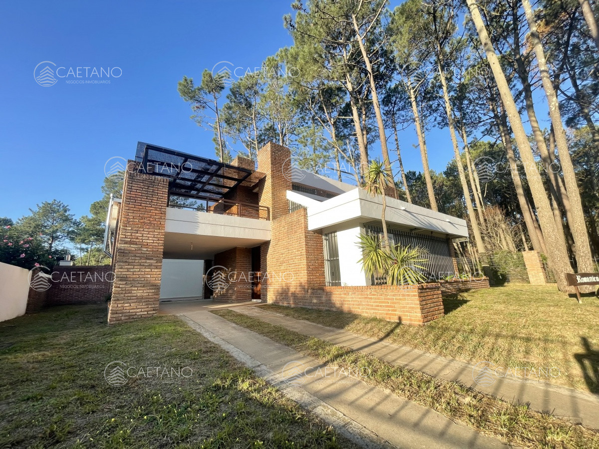 Los Angeles - GoPunta - Portal Inmobiliario de Punta del Este - Maldonado