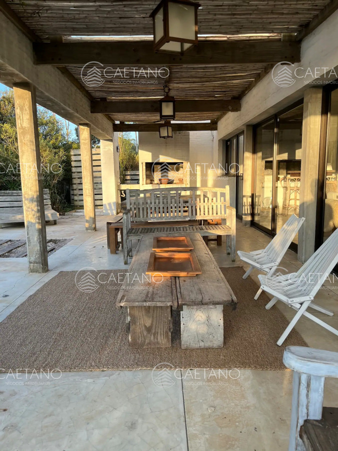 Bikini - GoPunta - Portal Inmobiliario de Punta del Este - Maldonado