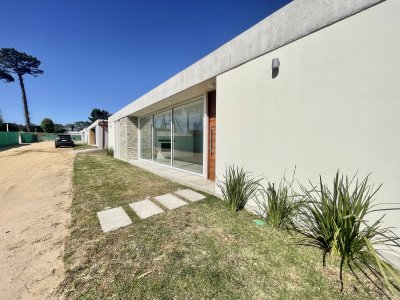 Venta Casa en Barrio Privado - 3 Dormitorios - Punta Del Este