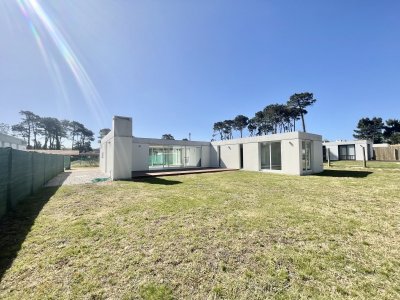 Venta Casa en Barrio Privado - 3 Dormitorios - Punta Del Este 