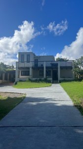 venta de casa tres dormitorios, Pinares. Punta Del Este 