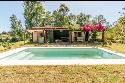 Venta Casa - 3 Dormitorios 2 Baños - Punta Colorada - Piriapolis 