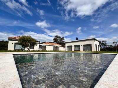 Venta Casa La Barra, Maldonado