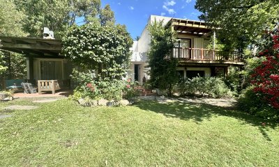 Venta Hermosa Casa - 5 Dormitorios - Pinares - Punta del Este