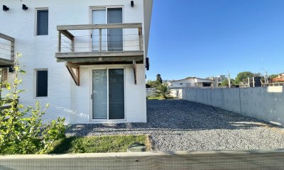 Venta Loft duplex a una cuadra del mar - 1 dormitorio 1 baño - Piriapolis