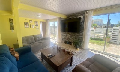 Venta casa 3 dormitorios en balneario buenos aires