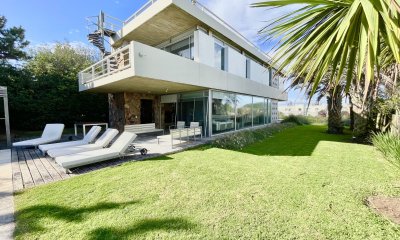 Venta Casa 5 dormitorios 4 baños - Vista al Mar Tío Tom