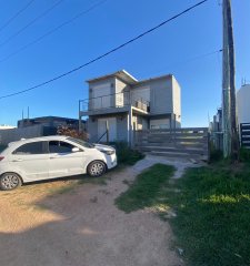 Casa en venta 2 dormitorios San Carlos