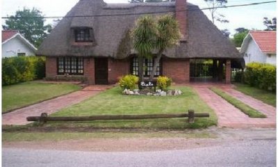Casa en Pinares, 4 dormitorios *