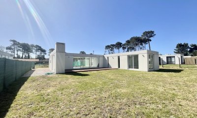 Venta Casa en Barrio Privado - 3 Dormitorios - Punta Del Este