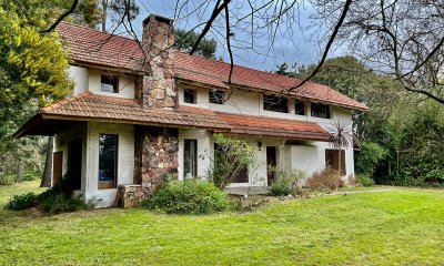 VENTA CASA 2 DORMITORIOS - JARDINES DE CORDOBA