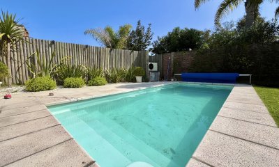 Venta espectacular casa en Punta del Este, Pinares - 4 dormitorios