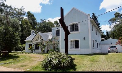 Venta casa 4 dormitorios. Montoya, La Barra.