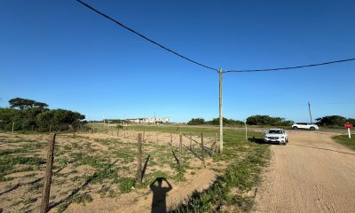 Venta terreno primera linea. Balneario Buenos Aires.