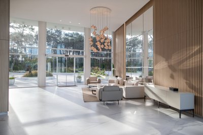 Venta apartamento 3 dormitorios. Playa mansa, Punta del Este. 