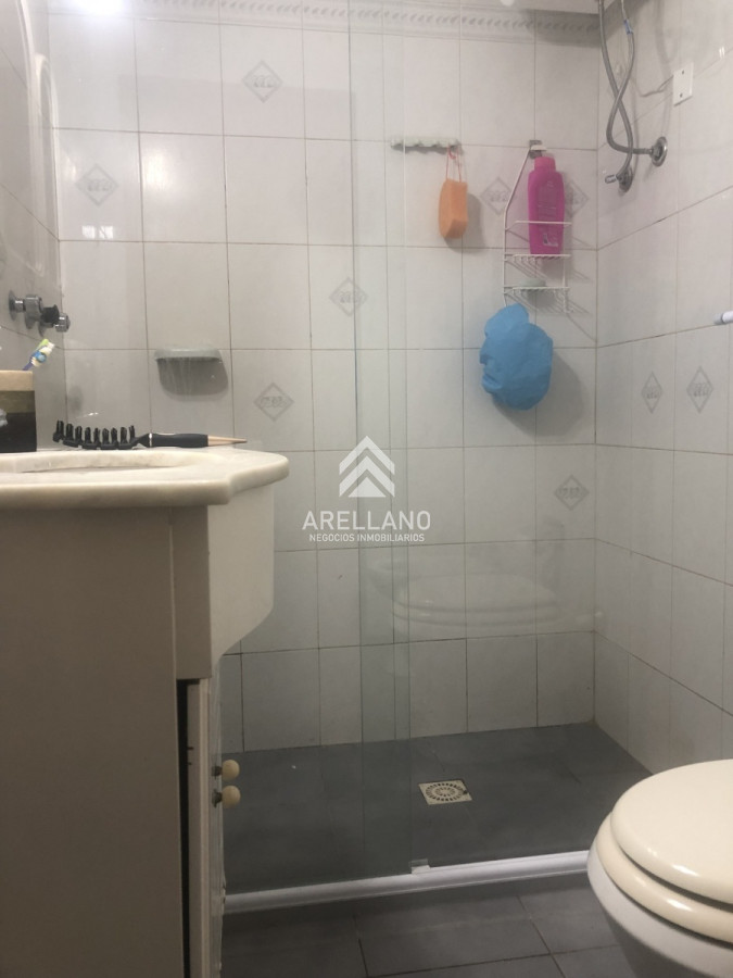 Casa ID.4396 - Casa en venta con 3 dormitorios, 3 baños o opción de oficina comercial