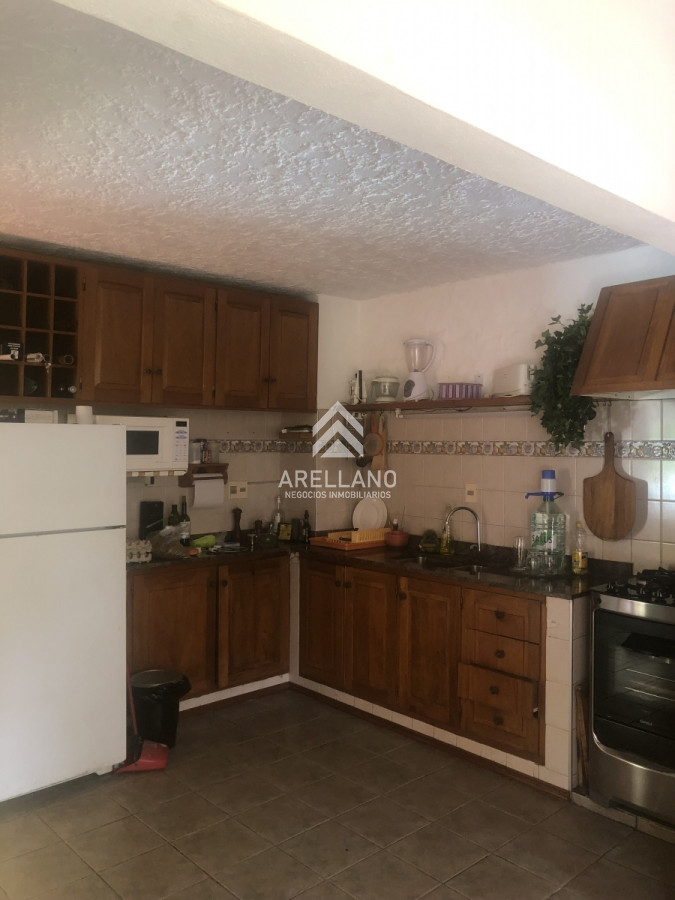 Casa ID.4396 - Casa en venta con 3 dormitorios, 3 baños o opción de oficina comercial