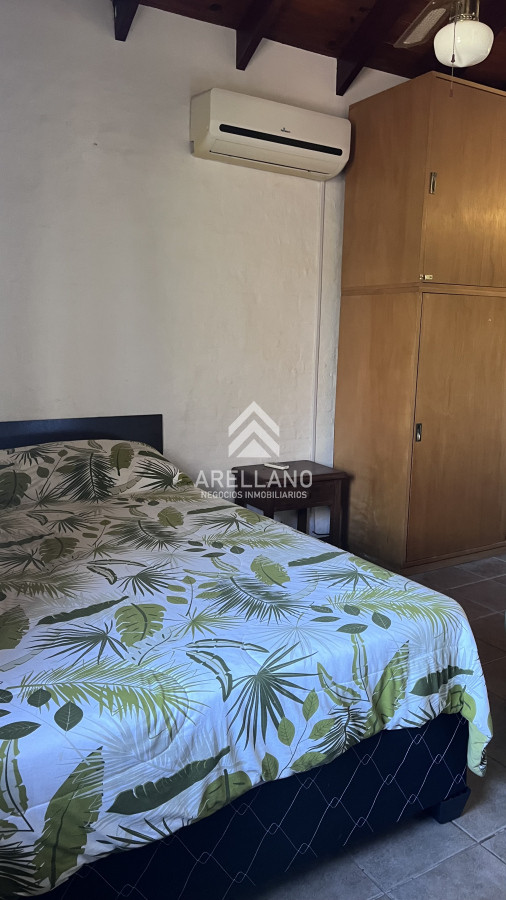 Casa ID.4396 - Casa en venta con 3 dormitorios, 3 baños o opción de oficina comercial