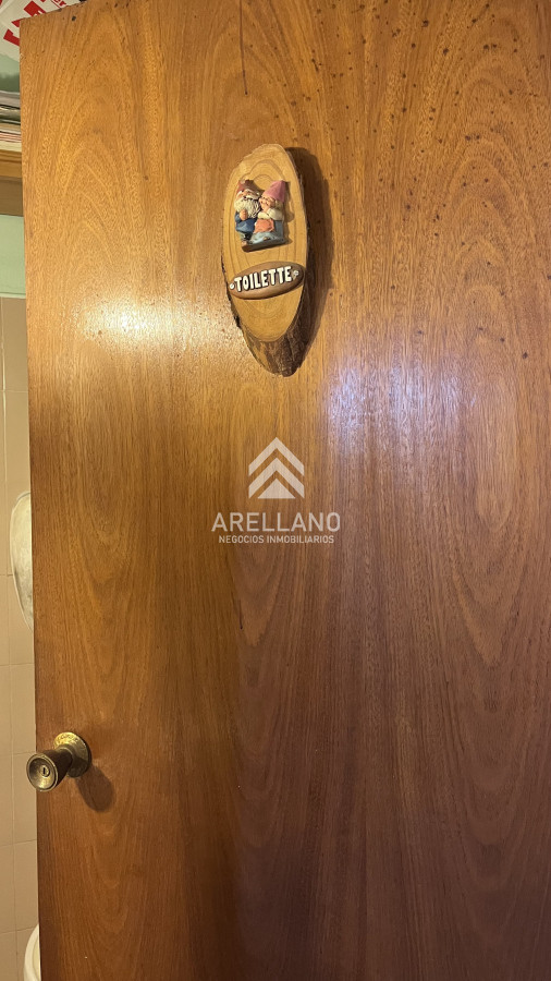 Casa ID.4396 - Casa en venta con 3 dormitorios, 3 baños o opción de oficina comercial