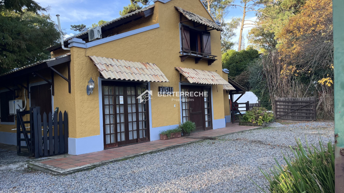 casa en venta con 3 dorm. 3 baños o opción de oficina comercial - brt688c