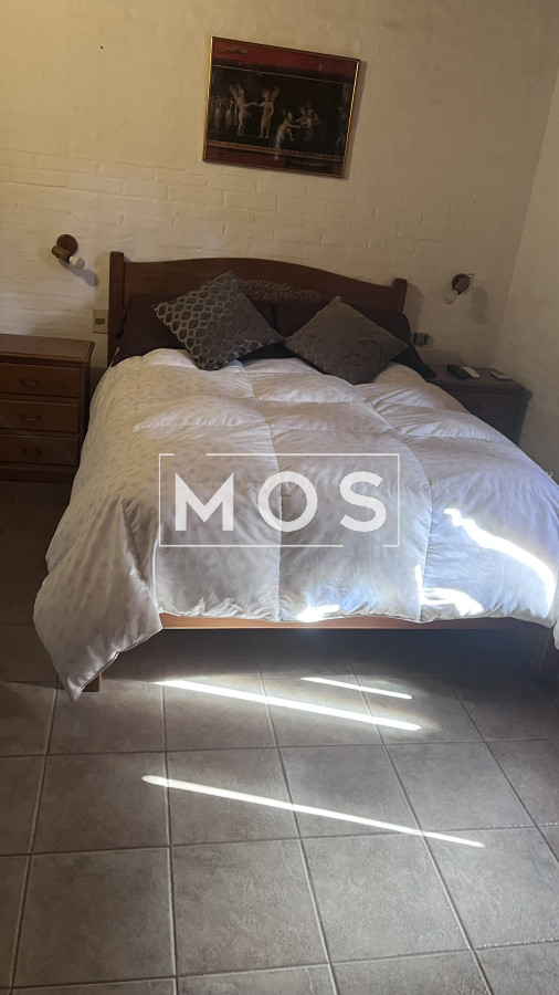 Casa ID.2729 - Casa en venta con 3 dorm. 3 baños o opción de oficina comercial