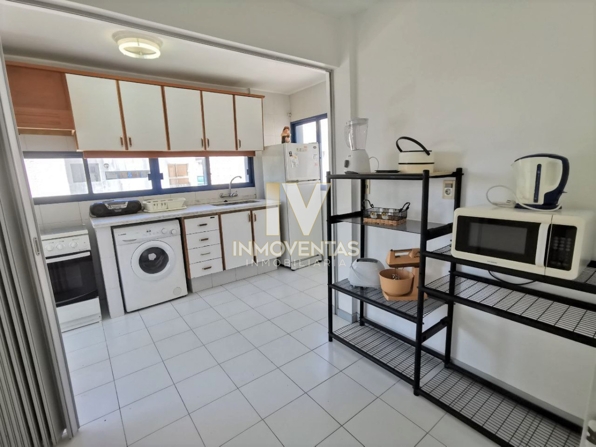 Apartamento ID.4292 - EN VENTA APARTAMENTO DE 2 DORMITORIOS Y GRAN TERRAZA- PUNTA DEL ESTE zona BRAVA